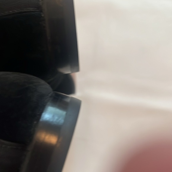 Stubbs & Wootton Black Velvet Loafers with Crocodile Design - Picture 9 of 9